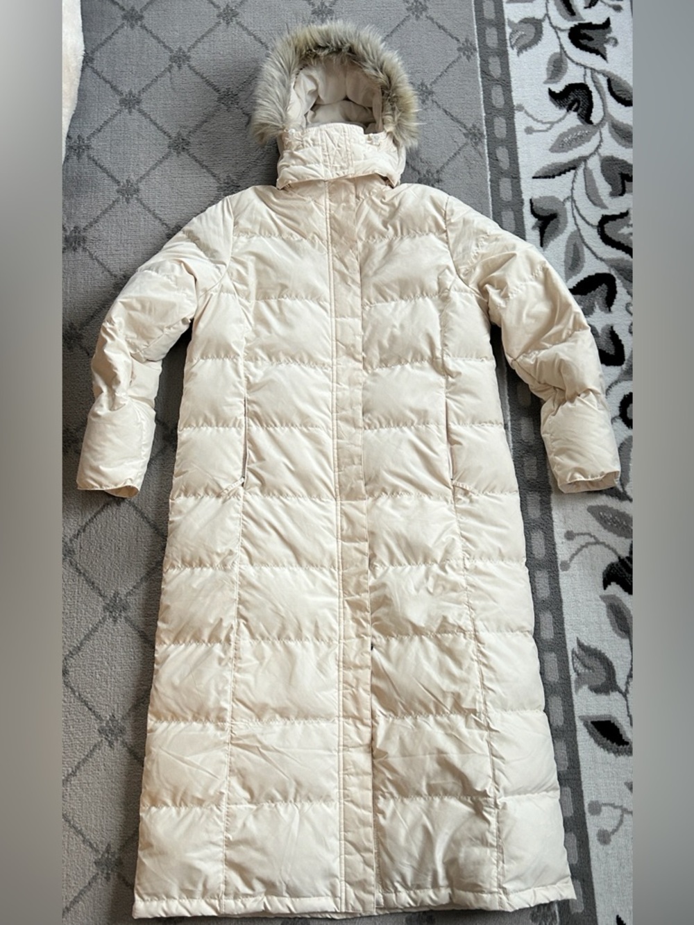L.L. Bean Ultra Warm Long Cream Puffer Coat with Faux-Fur Trimmed Hood